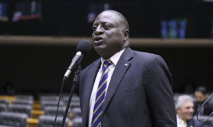 Comissão debate fundo de reparação econômica e promoção da igualdade racial