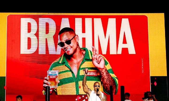 Entre música e futebol, Brahma e Léo Santana unem Salvador no “Tá Liberado Acreditar”