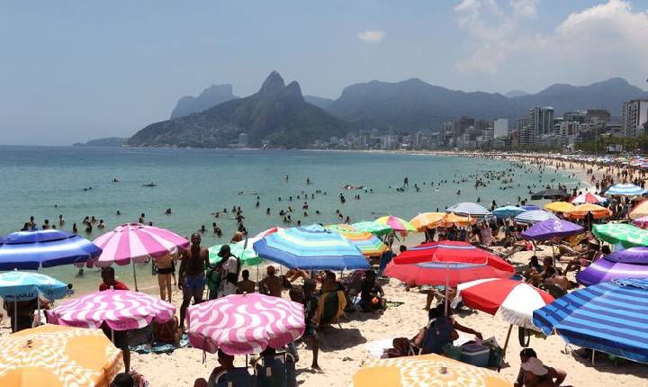 Rio de Janeiro bate recorde de turistas internacionais em 2025