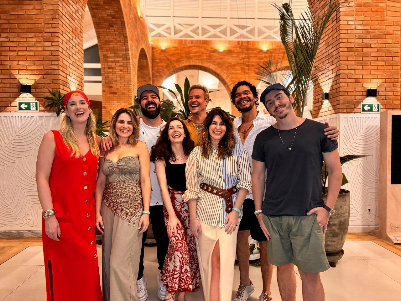 Costa do Sauípe convida elenco de ‘Sandy & Junior’ e celebra 25 anos do seriado no Brisa Grand Premium