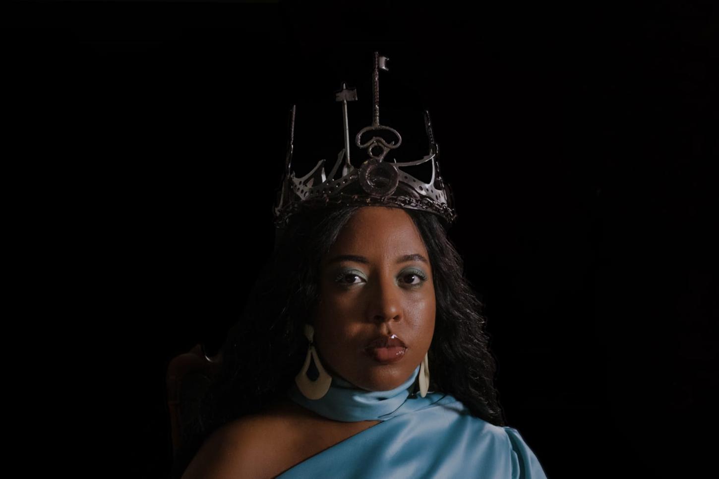Uma das vozes mais marcantes da cena contemporânea, Sued Nunes une talento, força e axé no seu mais novo álbum “Segunda-feira” (Natura Musical)