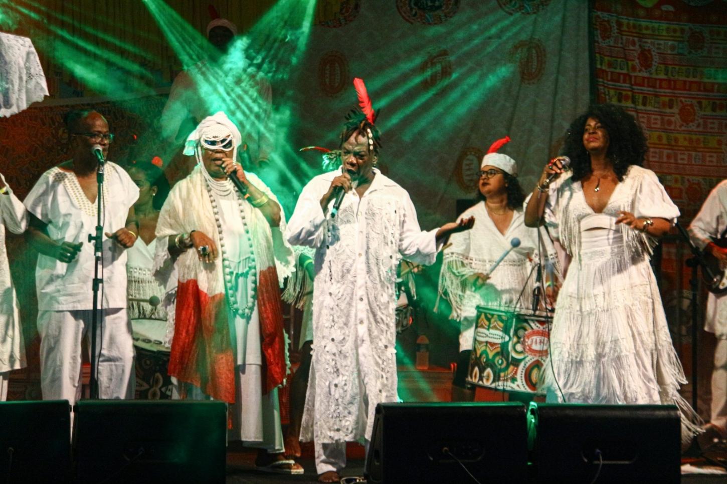 Cortejo Afro segue com temporada de Ensaios e recebe a banda Filhos de Jorge com convidada nesta segunda-feira (13)