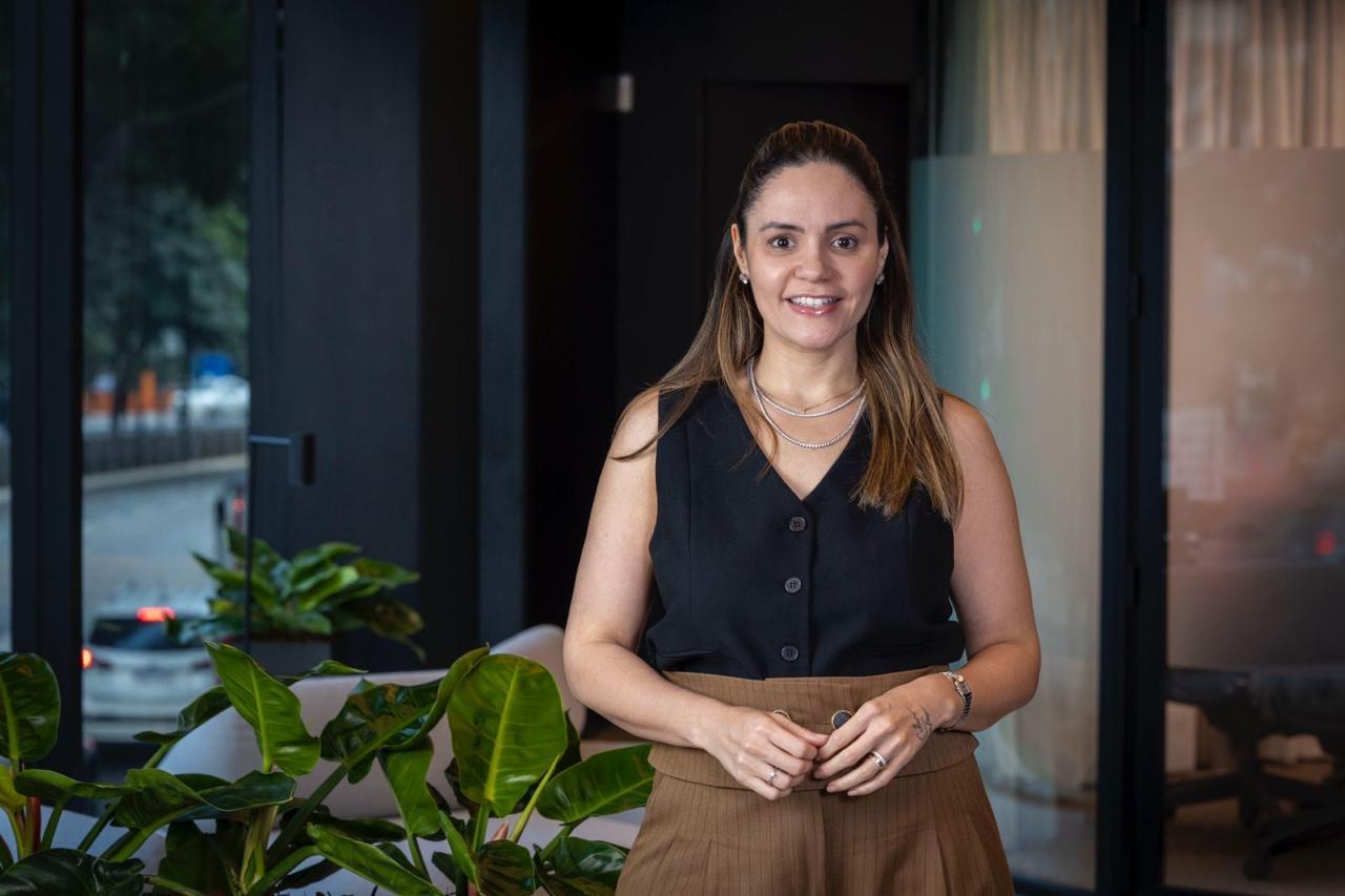 Com oportunidades de crescimento e independência, mulheres apostam em carreira no mercado financeiro