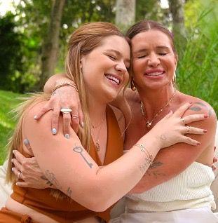 Coleção “Ciclos da Vida” da Rommanel foi o presente escolhido de Viih Tube para presentear a mãe próximo a data comemorativa