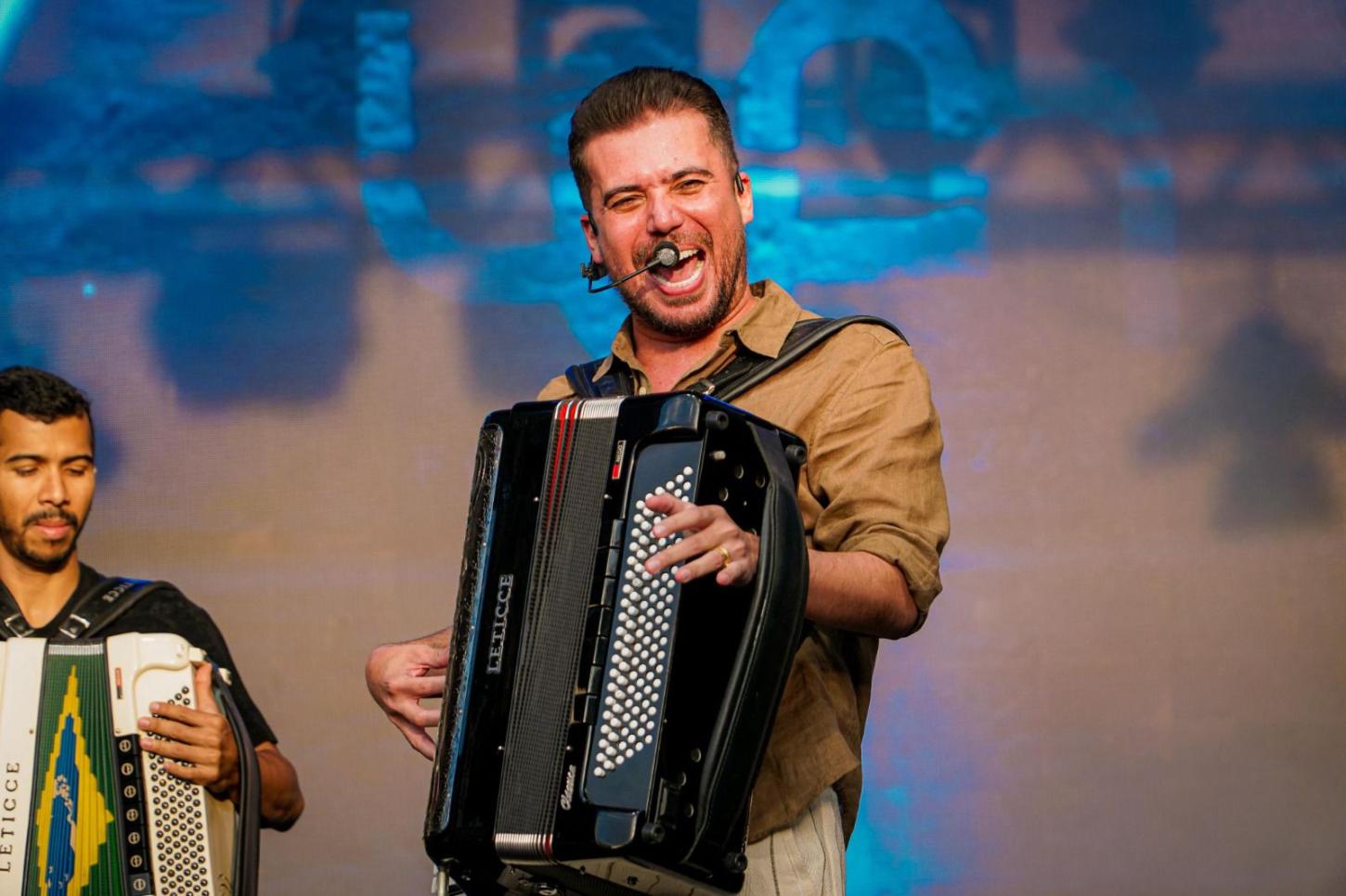 Luan Estilizado arrasa na Virada Cultural e recebe reconhecimento da CUFA SP: “Foi o povo da favela que trouxe você”