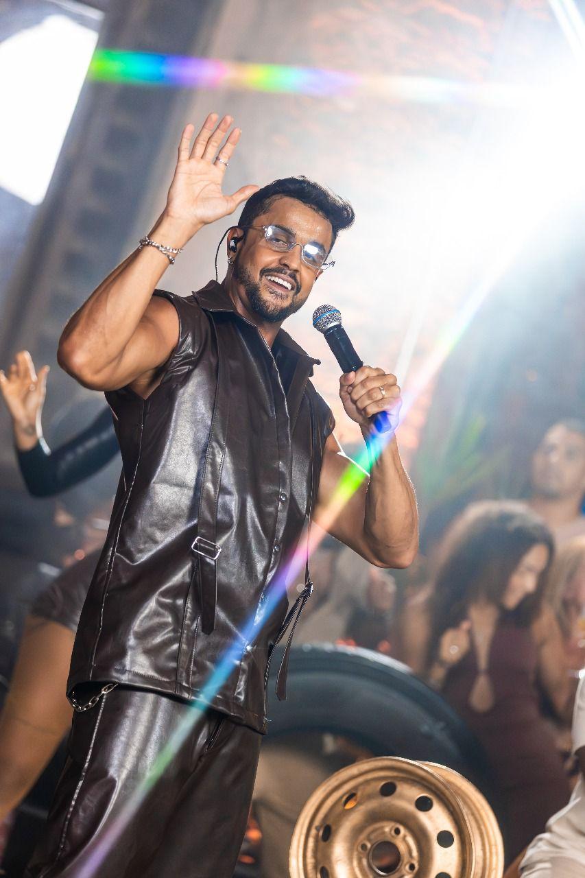 Parangolé lança clipe de “Deixa Ela” e abre os caminhos do novo audiovisual ’‘Movimento do Parango”