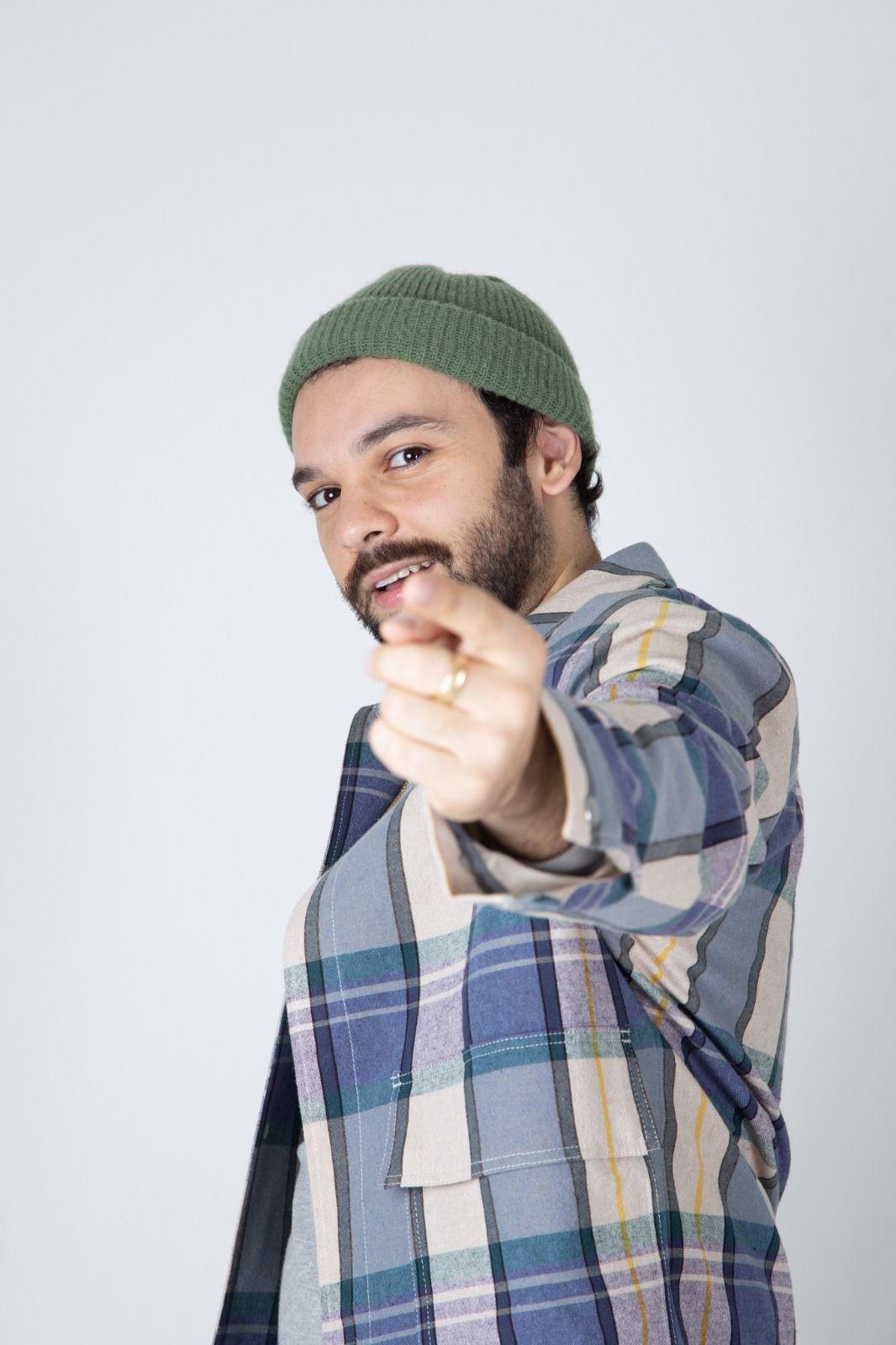 Raphael Ghanem anuncia maratona de 26 shows em julho por diversas cidades pelo Brasil