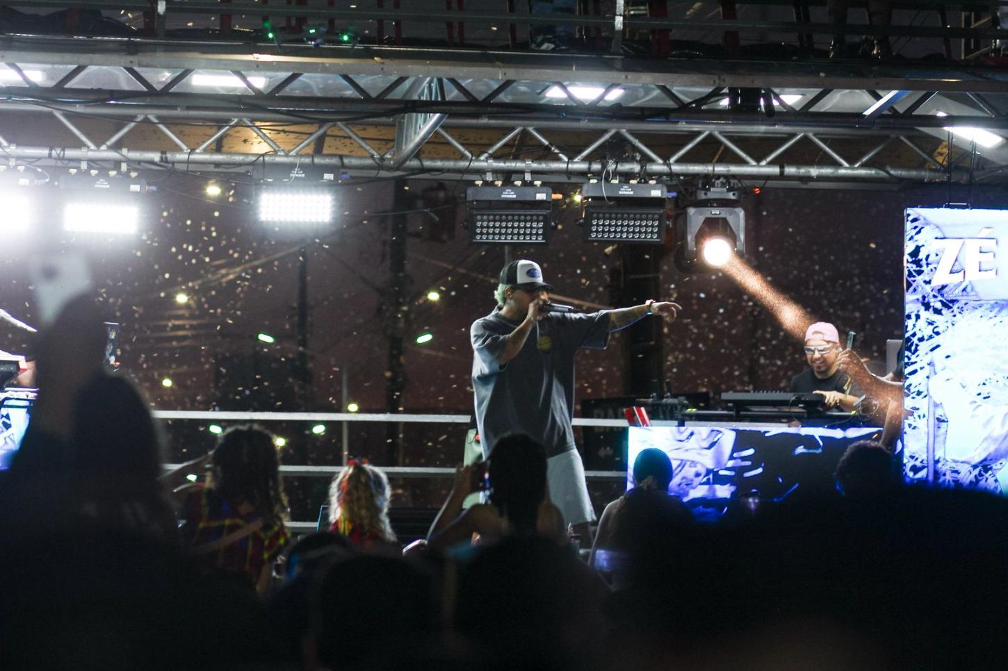 Zé Felipe agitou multidão no Circuito Murilo Sena, em Cruz das Almas