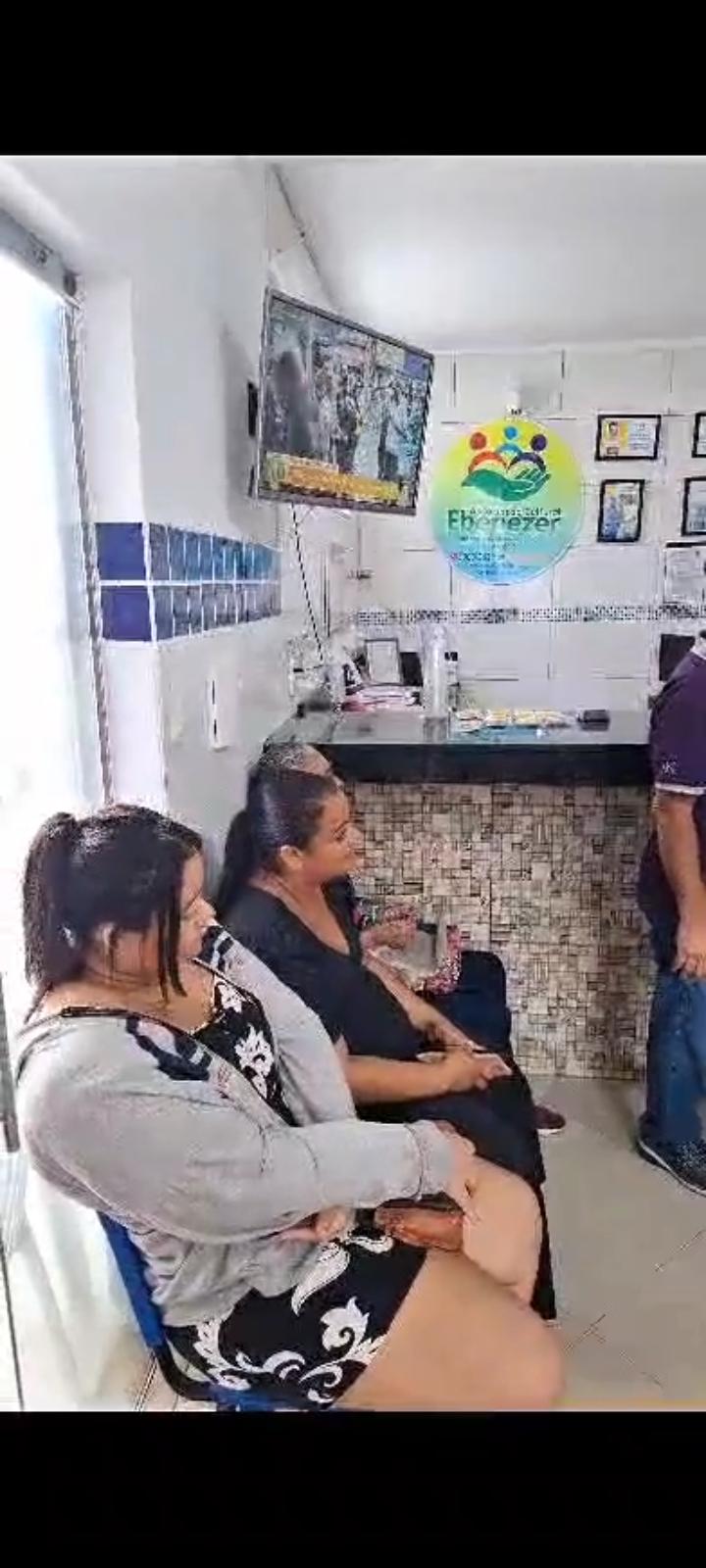 Na Boca do Povo: Visita ao Instituto Ebenezer com Luck Santiago