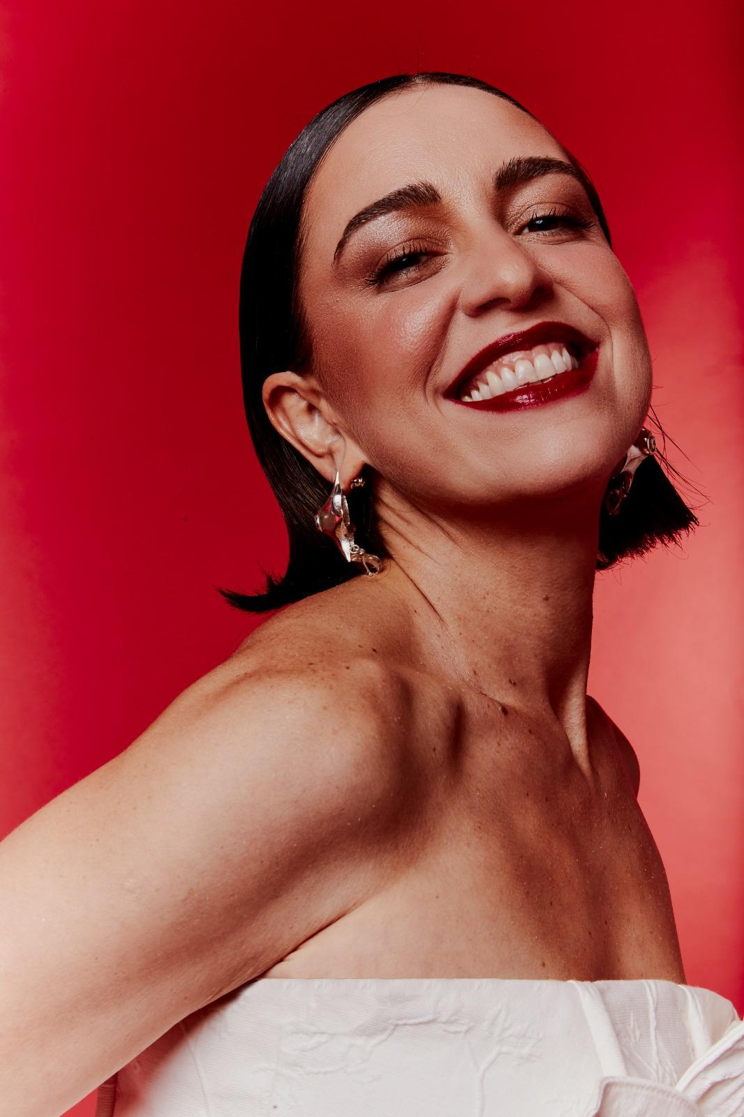 Roberta Sá celebra 20 anos de carreira com show comemorativo em Salvador 