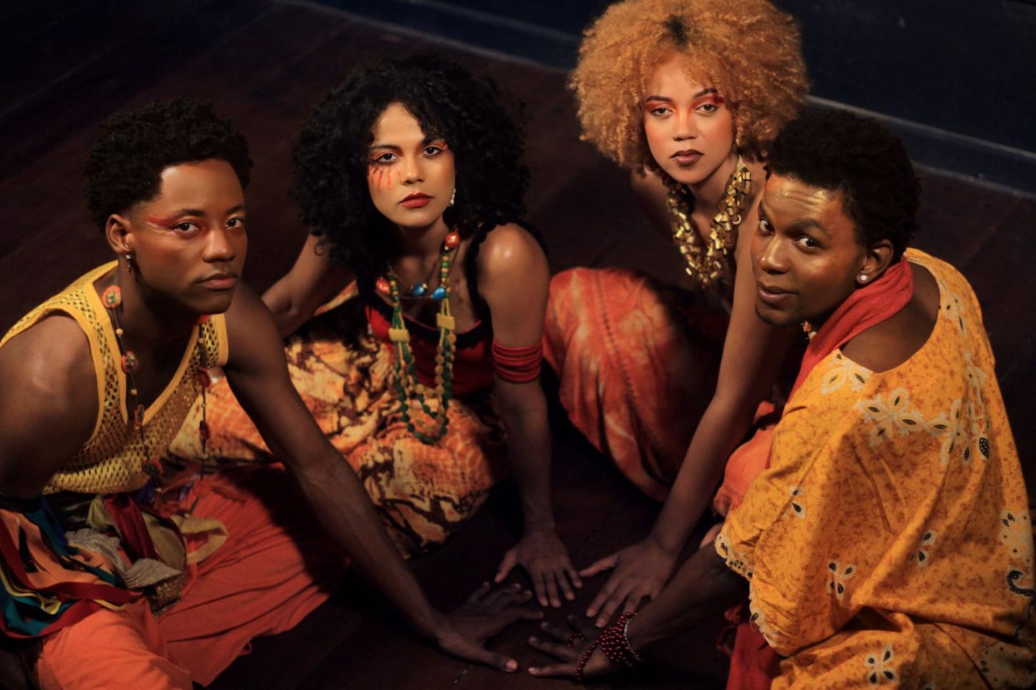 TV Pelourinho estreia espetáculo teatral em Salvador - “Caê – Reconvexo: Um Musical para Caetano”