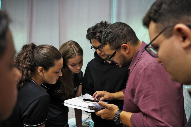 Relação com professor ajuda aluno na construção de propósito de vida