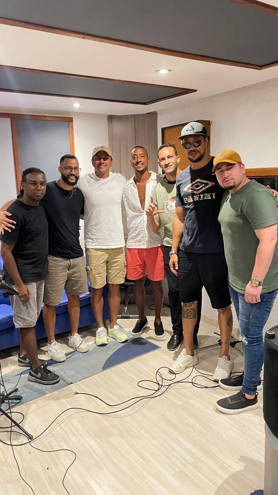 Banda Laskinê lança o hit “Esquenta” em parceria com Falcão, da Guig Ghetto