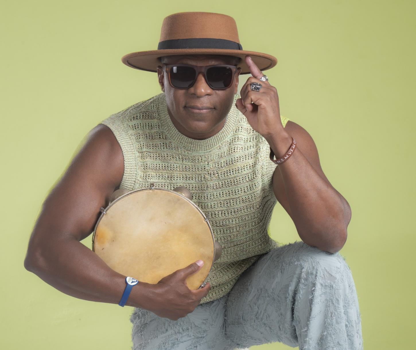 Homenageando o samba, Wilson Café leva a força da percussão baiana ao Furdunço