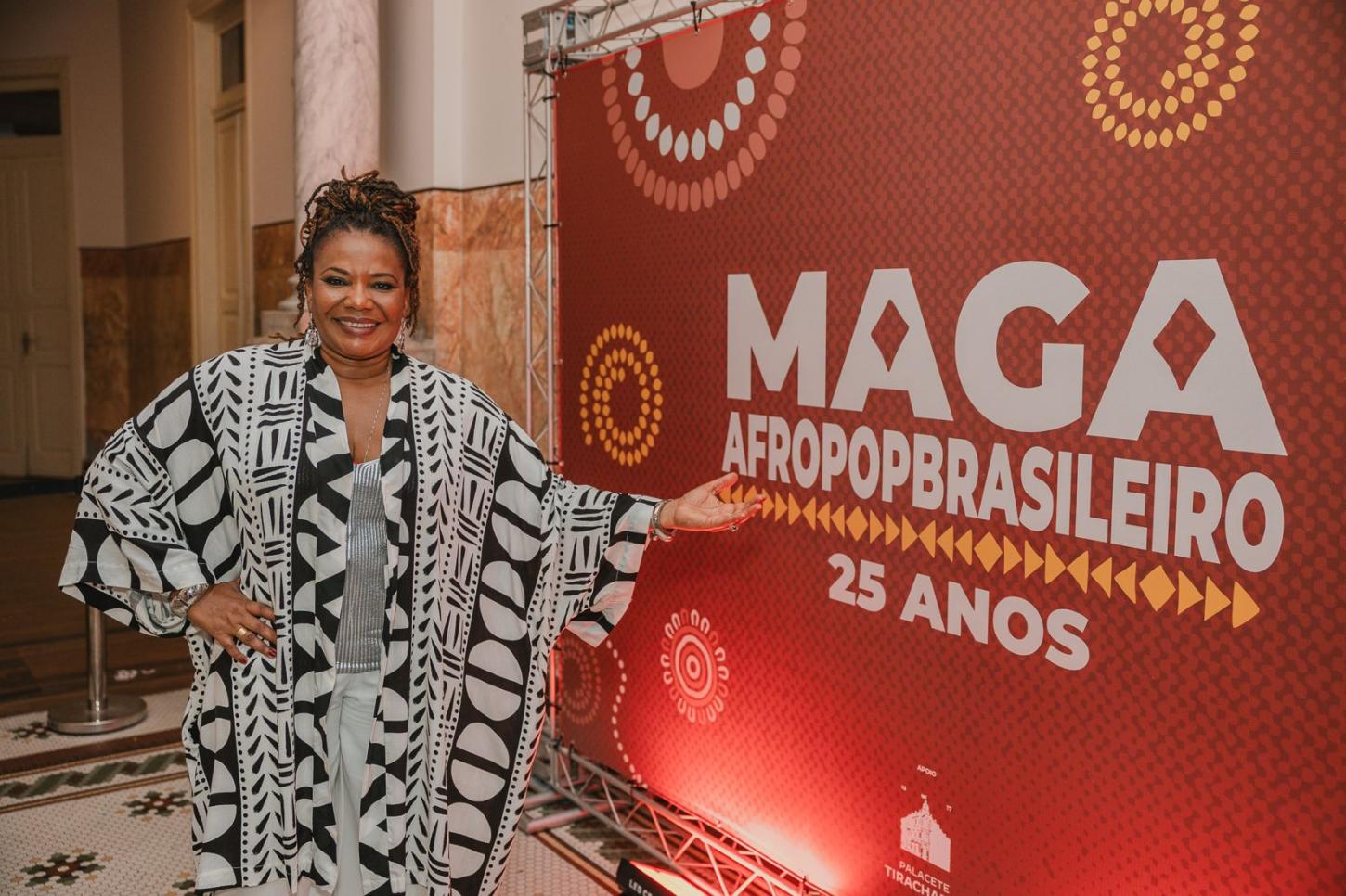 Margareth Menezes: o feminino que pulsa no Afropopbrasileiro