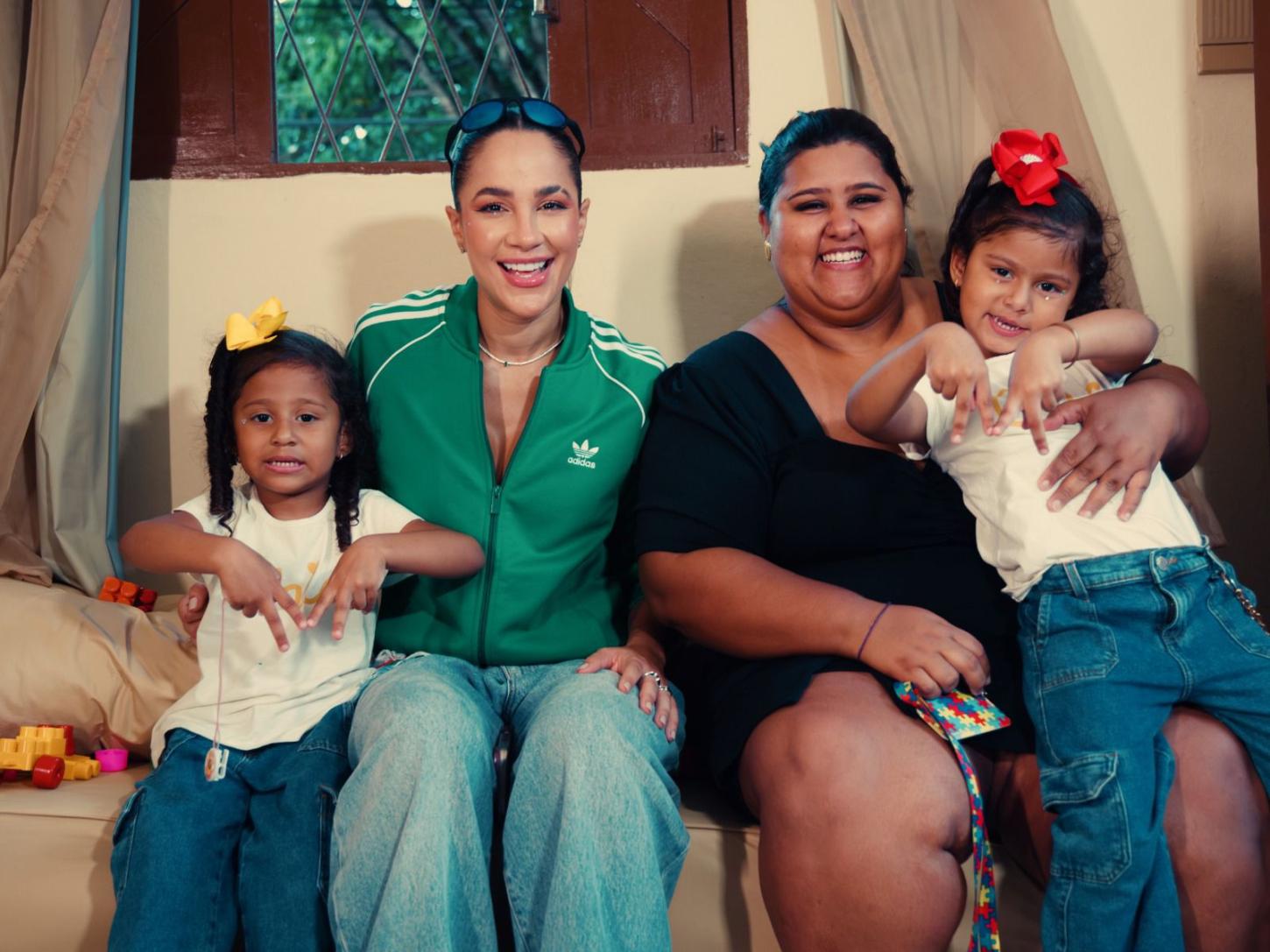 Michele Andrade promove conscientização sobre o autismo em seus shows pelo Brasil