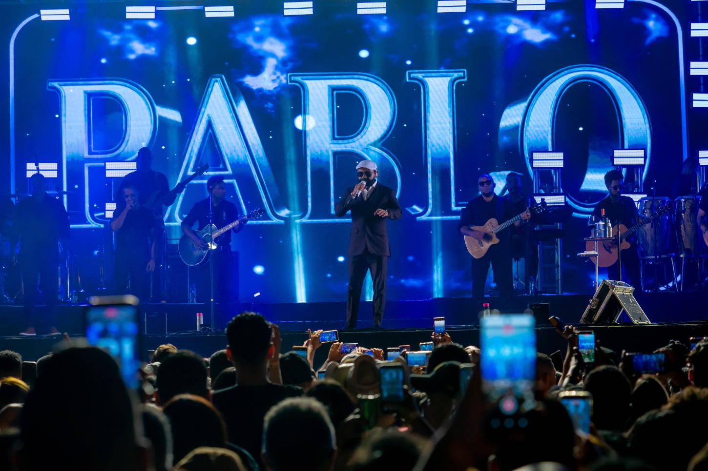 Pablo esgota shows em São Paulo e Rio e celebra nova fase com o álbum “O Amor é Brega”