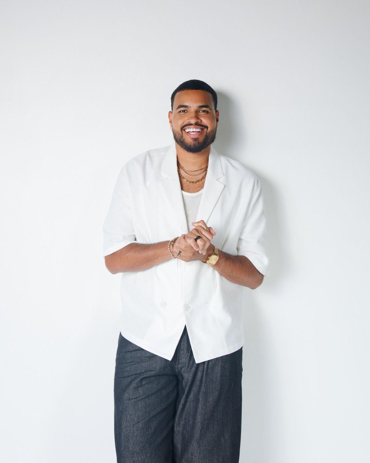 Yan visita palco da gravação no Terra SP e se prepara para maior projeto da carreira