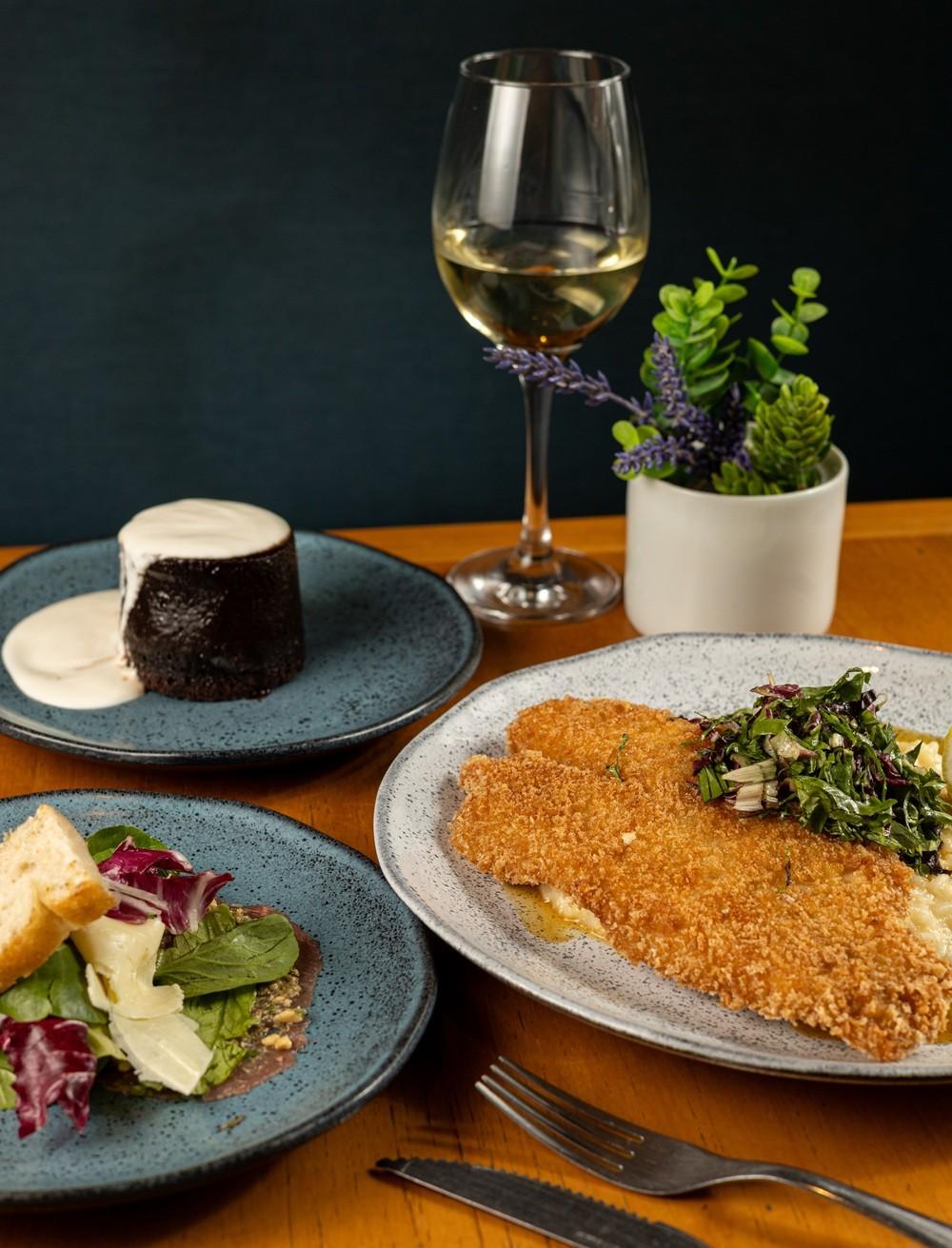 Chef Ricardo Vallari aposta em criatividade e regionalidade em menus para a Restaurant Week