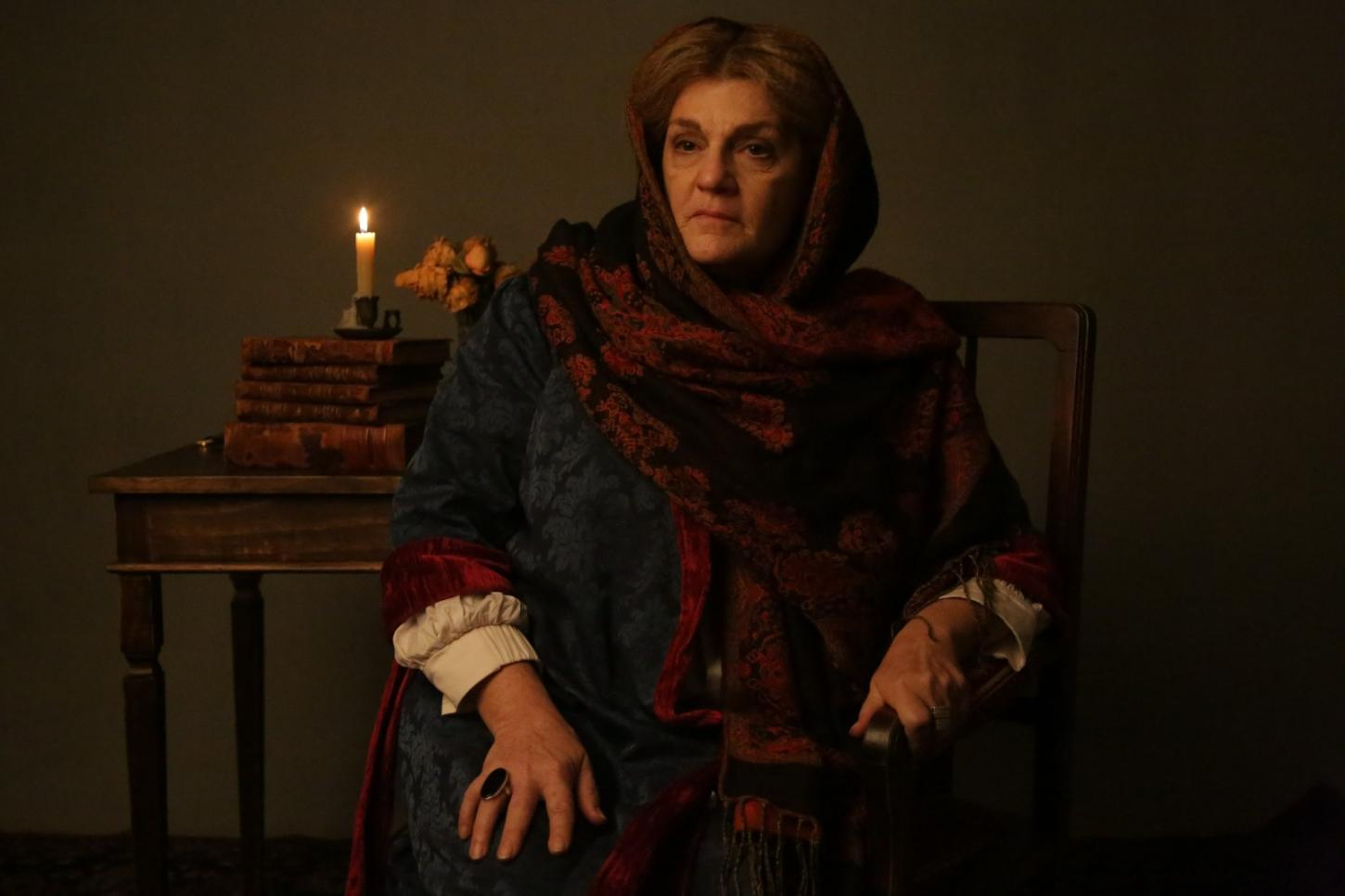 Fenômeno de público e crítica, monólogo HELENA BLAVATSKY, A VOZ DO SILÊNCIO retorna a Salvador em curta temporada