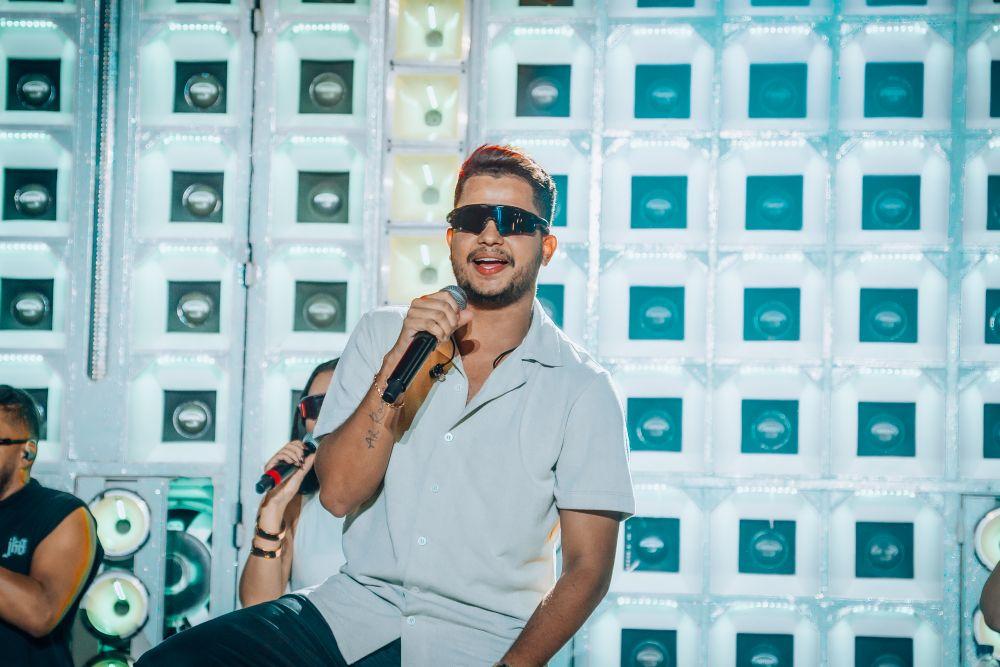 Mikael Santos ultrapassa 1 milhão de plays com novo álbum no Sua Música