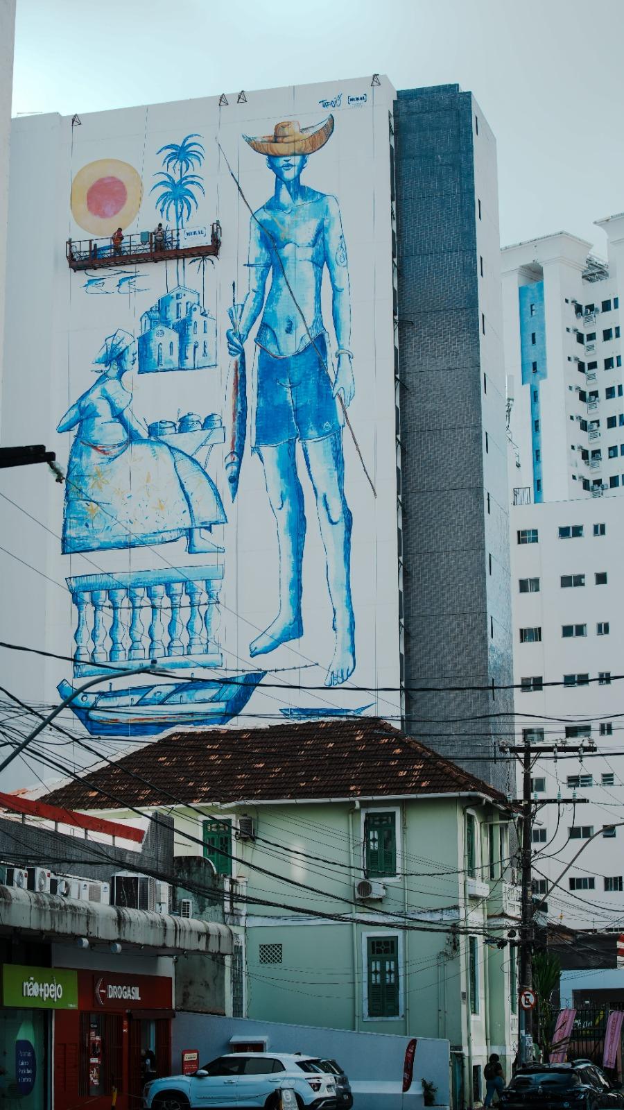 Salvador ganha novo mega mural artístico em parceria entre UNIFACS e Projeto MURAL