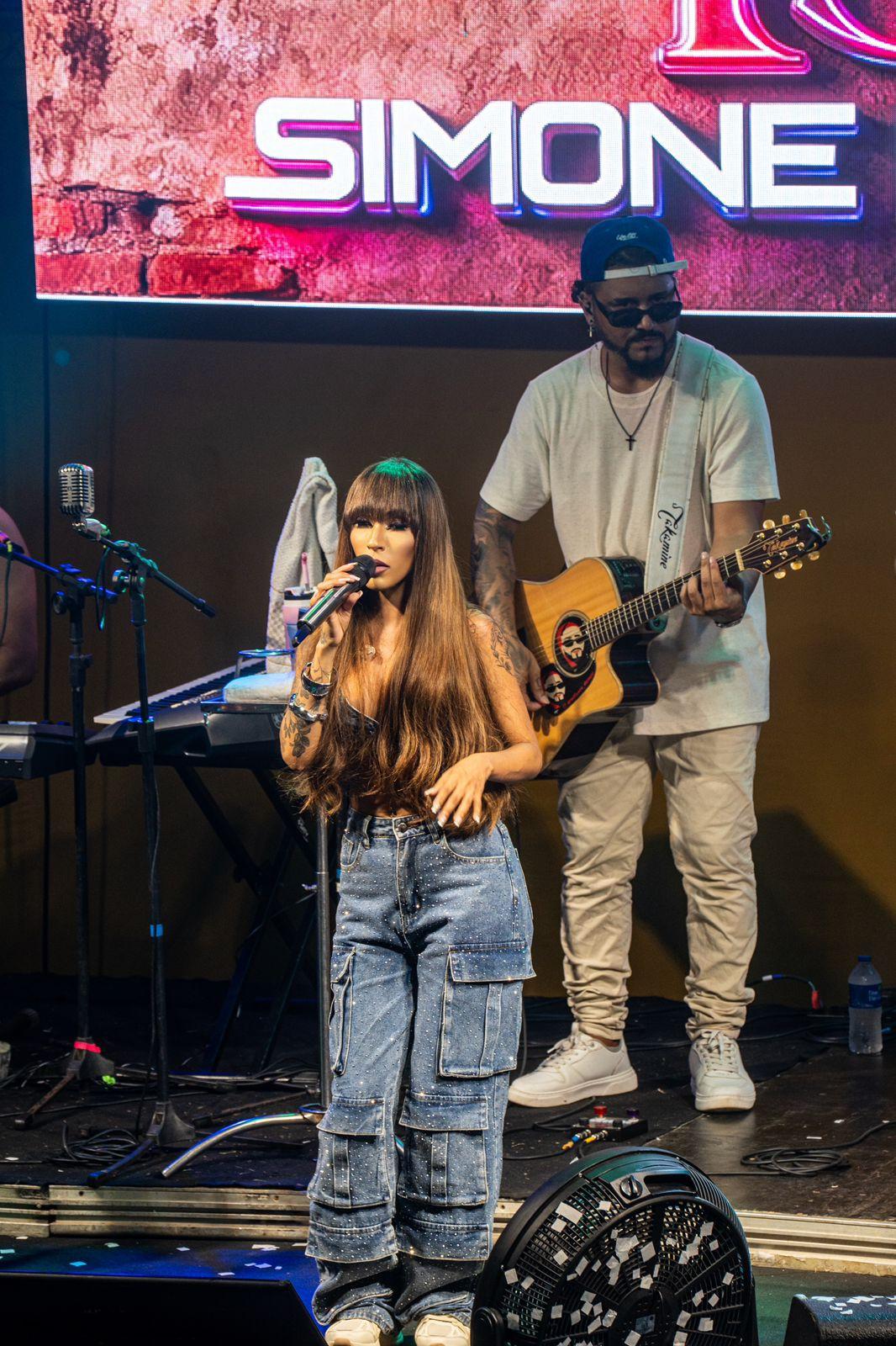 Simone Morena anuncia agenda intensa de shows para o mês de maio na Bahia