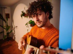 Bryan Behr lança quarto álbum de inéditas da carreira, 