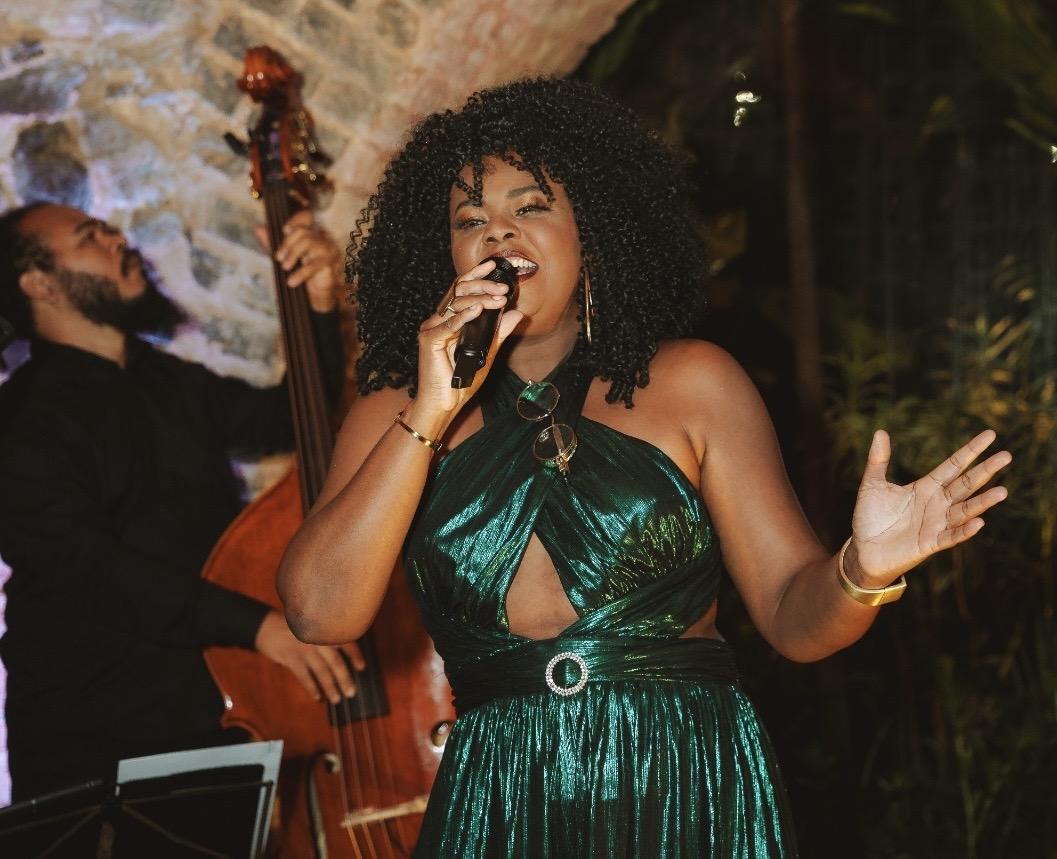 Cláudya Costta celebra duas grandes homenagens em semana especial em Salvador