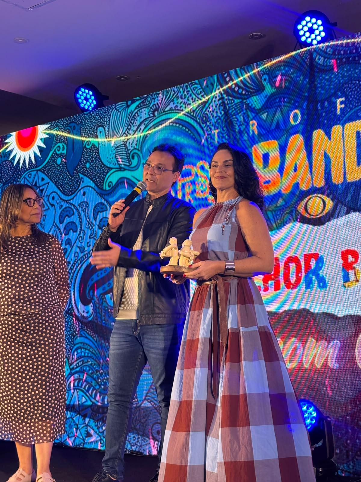 Expresso Band Forró premia destaques do São João da Bahia em noite de homenagens e celebração