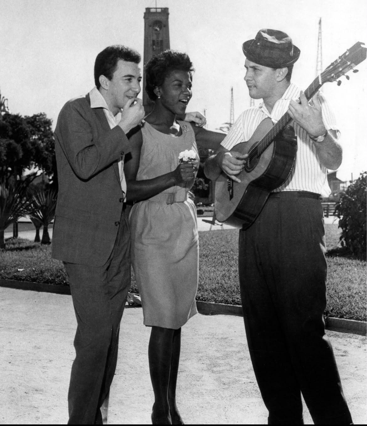 “A Noite de Alaíde” chega à quarta semana em cartaz em Salvador e reconta a outra história da bossa nova