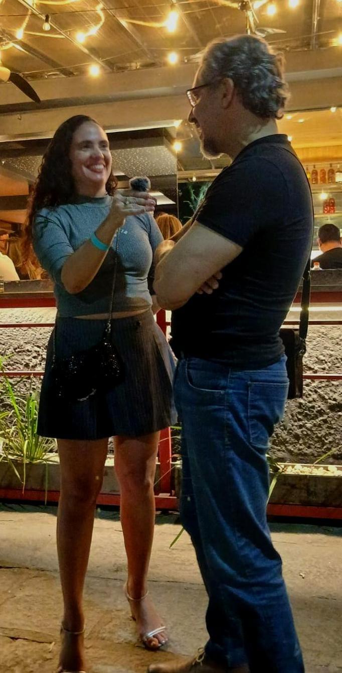 No Rolê com DZR abre agosto ao som do rock de Renato Coelho RC no Astro Bar e Restaurante