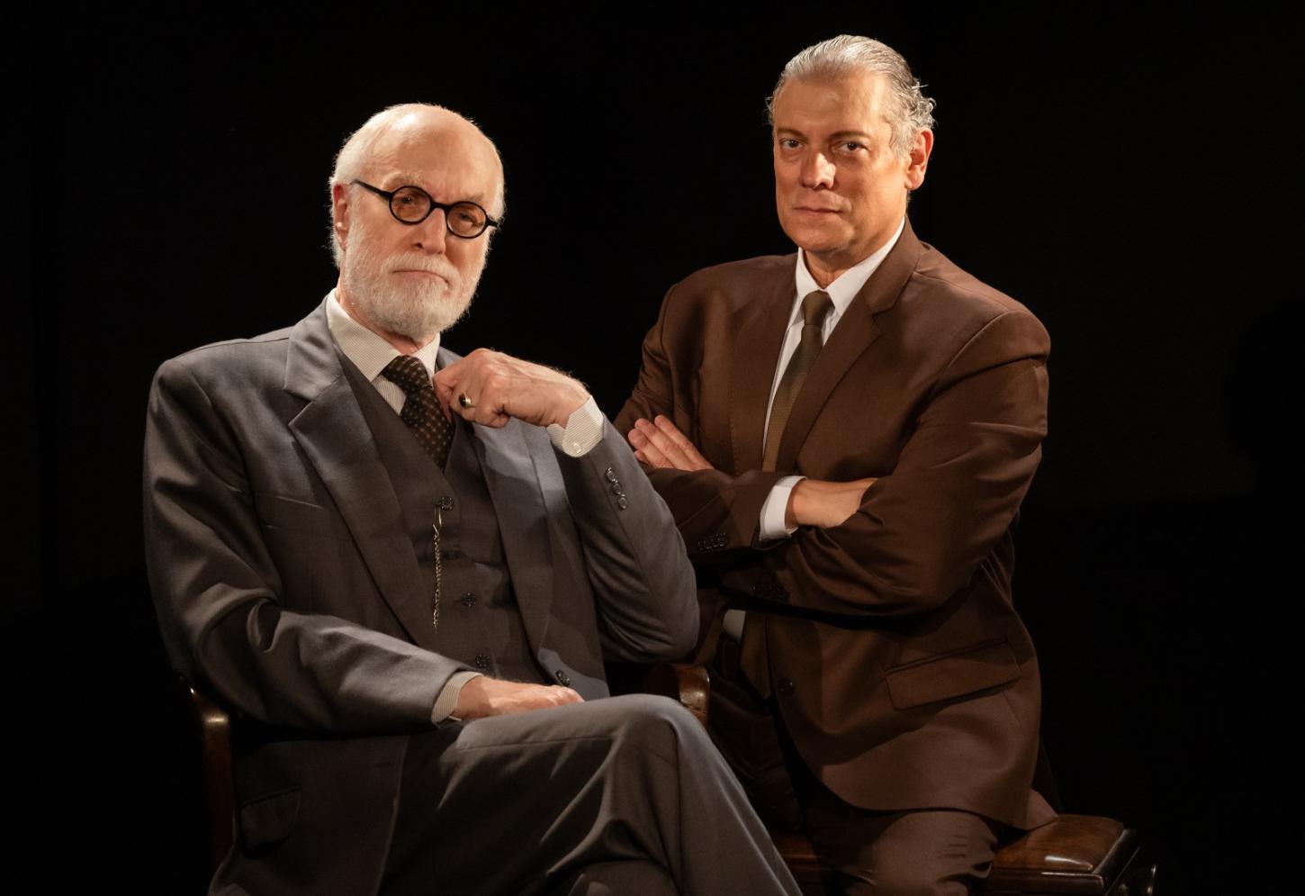 A Última Sessão de Freud, de Mark St. Germain, um dos maiores sucessos do teatro brasileiro ganha nova temporada no Teatro Sesc Casa do Comércio em Salvador