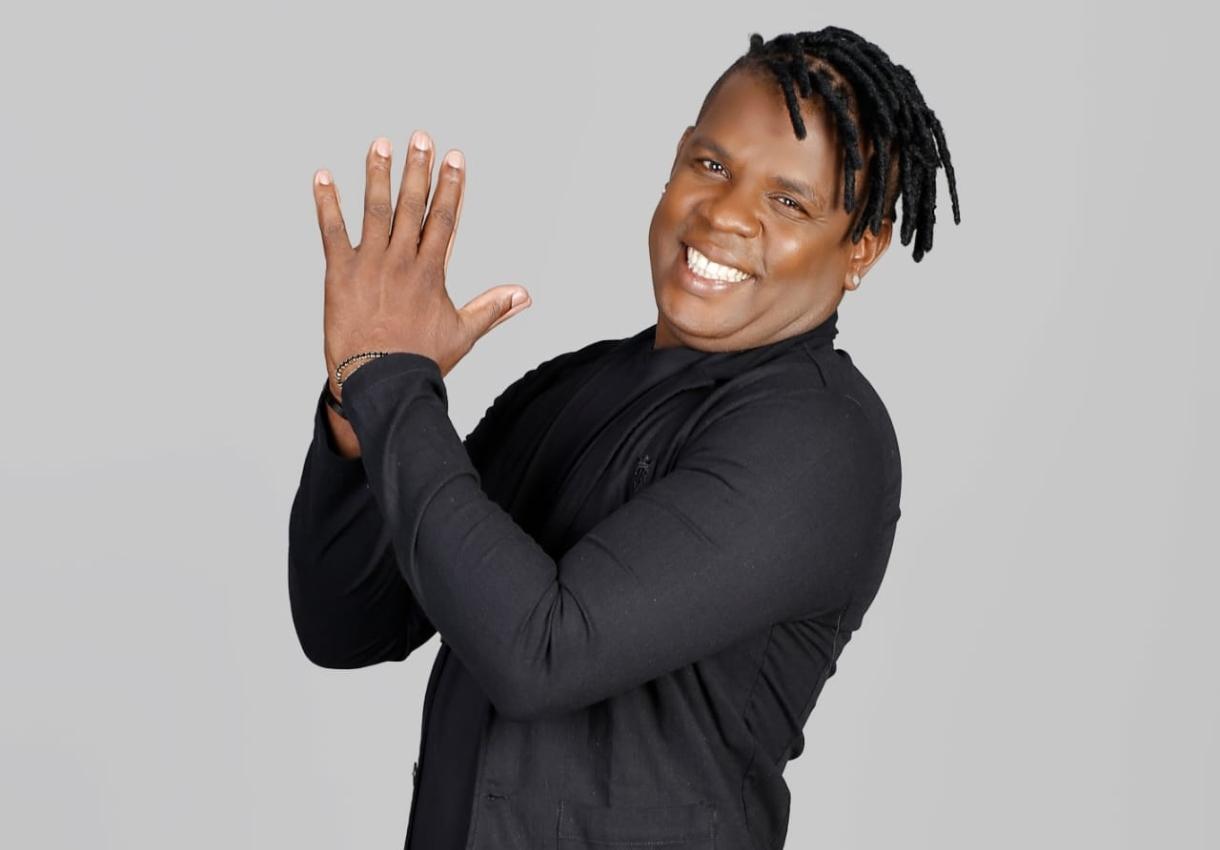 AFROSAMBAH LEVA SAMBA E CULTURA AFRO-BRASILEIRA AO PELOURINHO NESTA SEXTA-FEIRA (25)