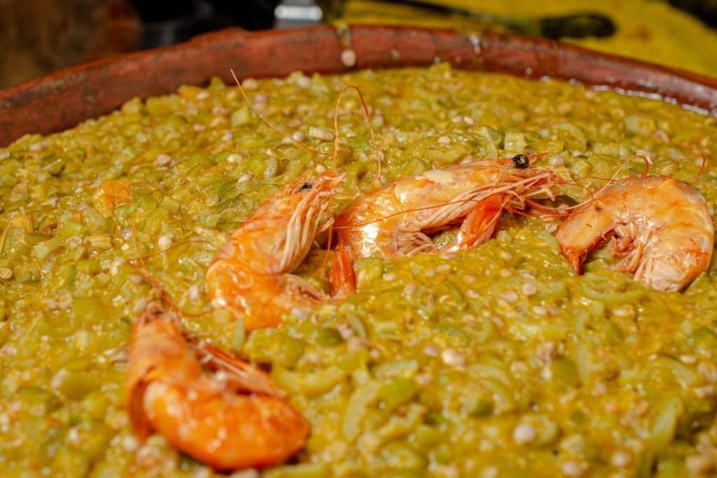 Caruru da Feira de São Joaquim reúne samba, tradição e solidariedade com entrada gratuita