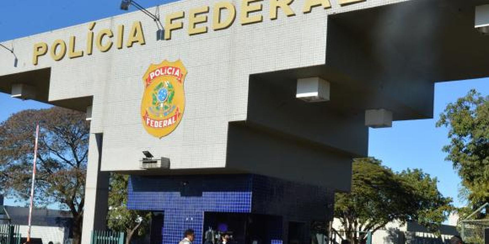 Delegados criticam afastamento de chefe da PF por decisão monocrática