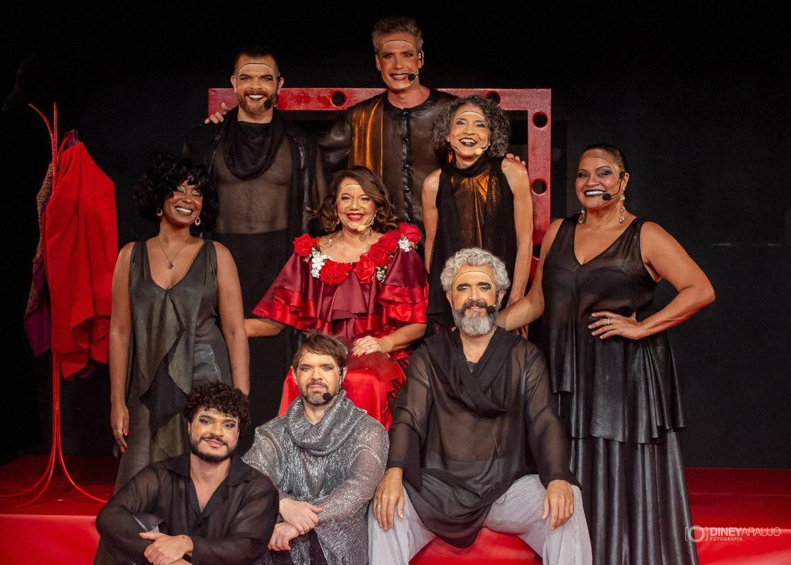 O espetáculo teatral “Nilda: Uma Mulher Retada” reinaugura a programação do Teatro Vila Velha