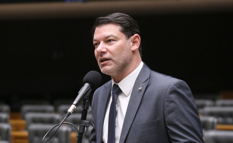 Projeto cria programa nacional para fortalecer a pesca artesanal continental