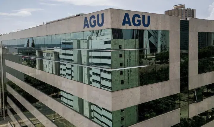 AGU pede suspensão imediata do afastamento de diretor-geral da PF