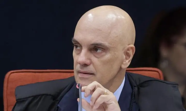 AGU vai pedir para atuar em processo contra Moraes nos EUA 