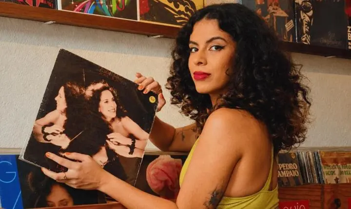 Andrezza apresenta espetáculo “Gal pra dançar” nesta quinta-feira (29) no Cineteatro 2 de Julho