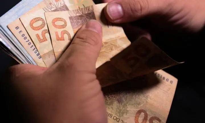 Caixa começa a pagar Bolsa Família de junho