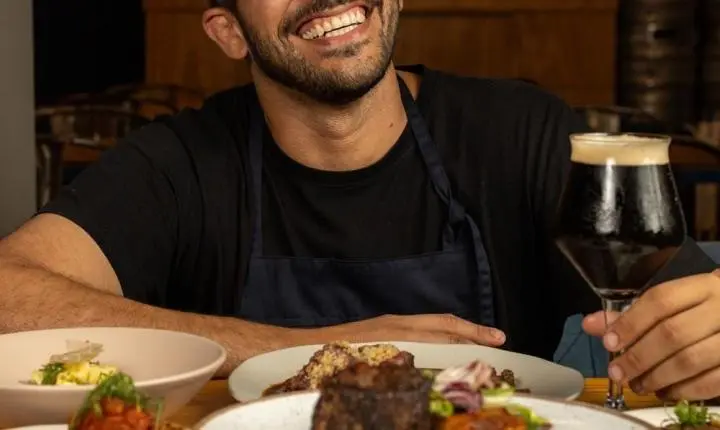 Chef Ricardo Vallari aposta em criatividade e regionalidade em menus para a Restaurant Week