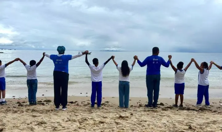 Cleanup Day: Projeto Mares mobiliza comunidade para ação de limpeza na Ilha de Itaparica