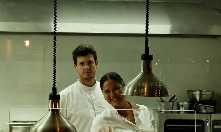 Dia dos Namorados: casal de chefs do Bistrô Casa Tua transforma amor em experiência gastronômica