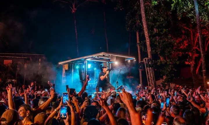 Durval Lelys confirma ‘Smart Trio’ para experiência inédita no Réveillon Guarajuba
