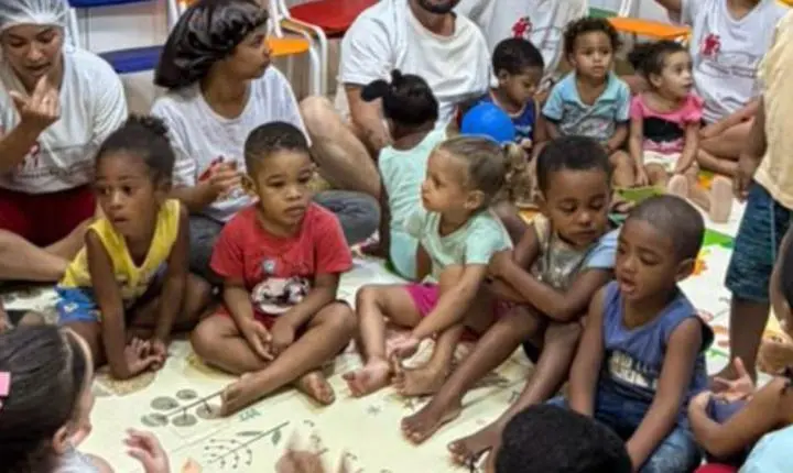 Edy Rios e Francinaldo Ponchet promovem caruru solidário em prol da Instituição Beneficente Conceição Macêdo, em Salvador