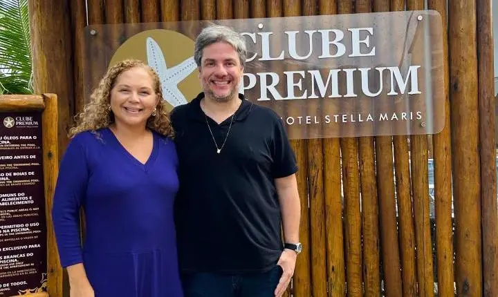 GRAN HOTEL STELLA MARIS INAUGURA CLUBE PREMIUM EM NOITE DE LANÇAMENTO DO CALENDÁRIO DA OQUEI ENTRETENIMENTO