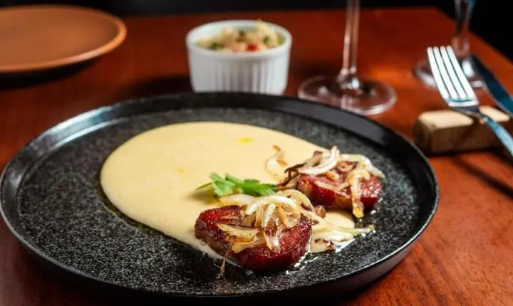 Jota Gastronomia cria menu Restaurant Week com referências nas regiões do país