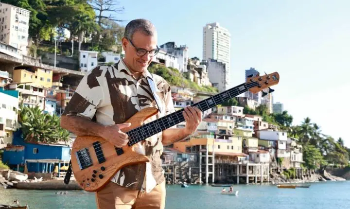 LUCIANO CALAZANS CELEBRA 40 ANOS DE CARREIRA COM PROJETO ESPECIAL NA CAIXA CULTURAL SALVADOR